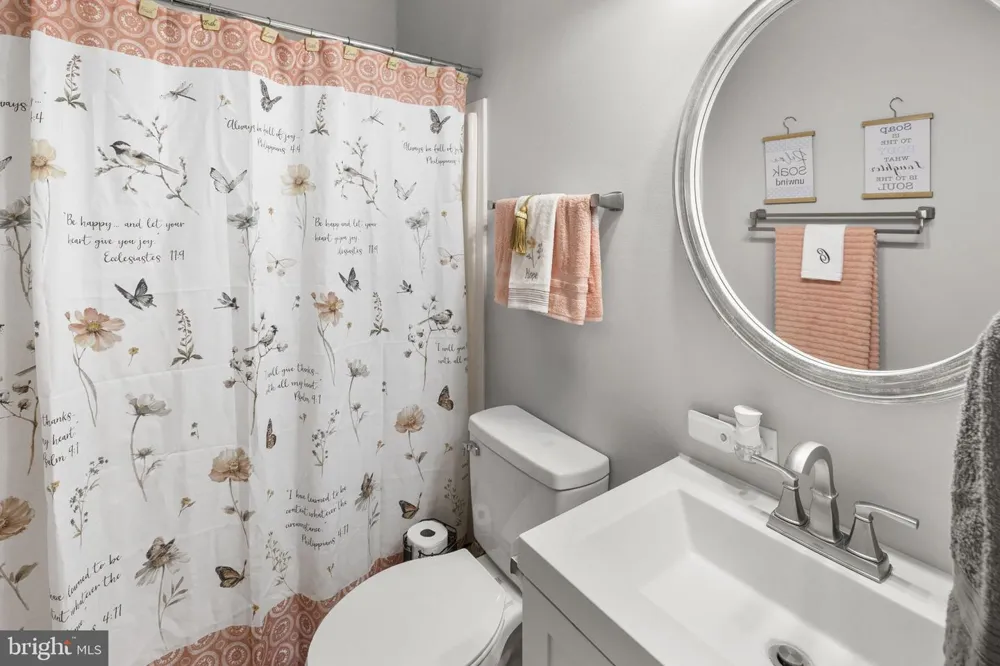249 DERBY LANE Louisa, VA 23093