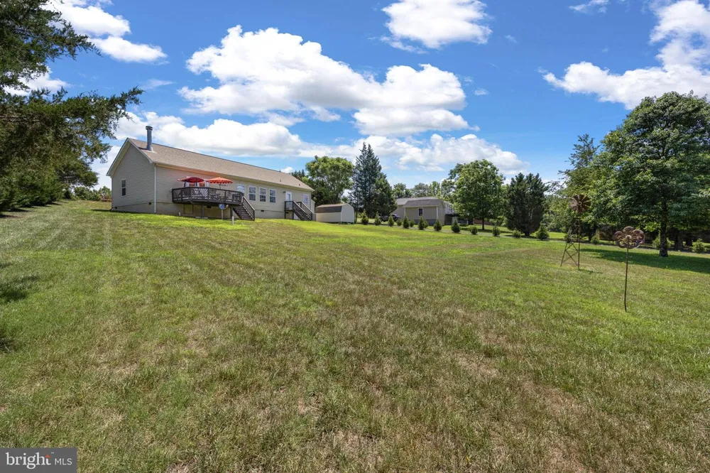 249 DERBY LANE Louisa, VA 23093