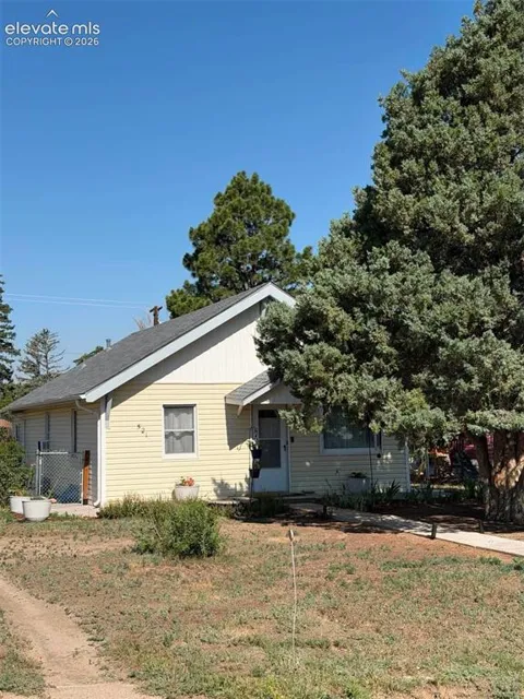 521 Ute Avenue