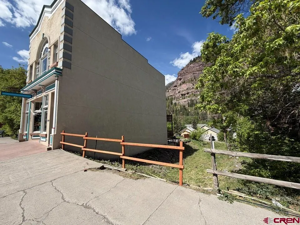 828 Main Street Ouray, CO 81427