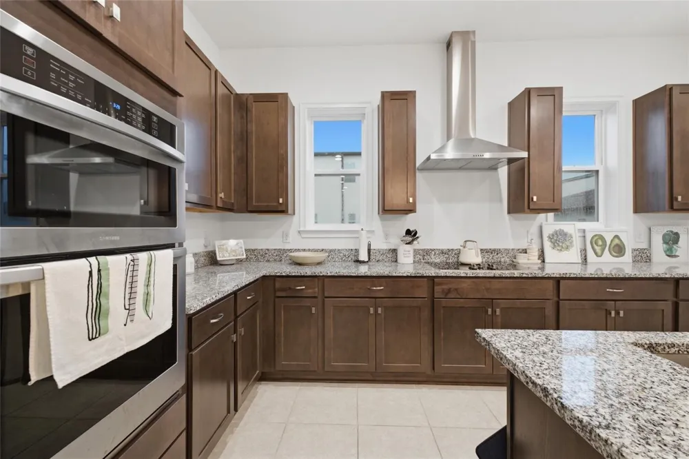 13623 LARKTON LANE Orlando, FL 32832