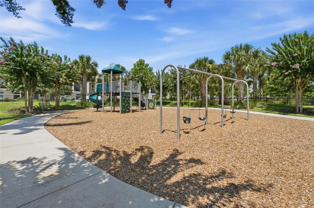 13623 LARKTON LANE Orlando, FL 32832