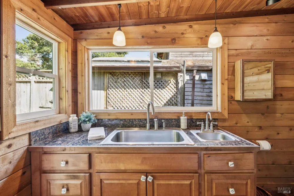 5 Lauff Ranch Road Bolinas, CA 94924