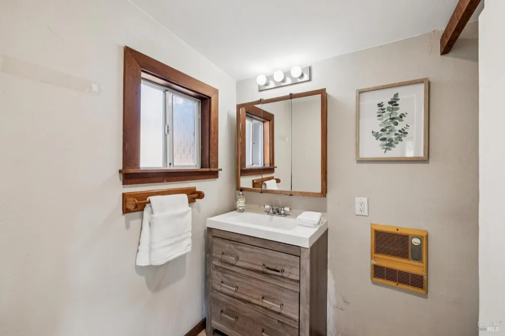 5 Lauff Ranch Road Bolinas, CA 94924
