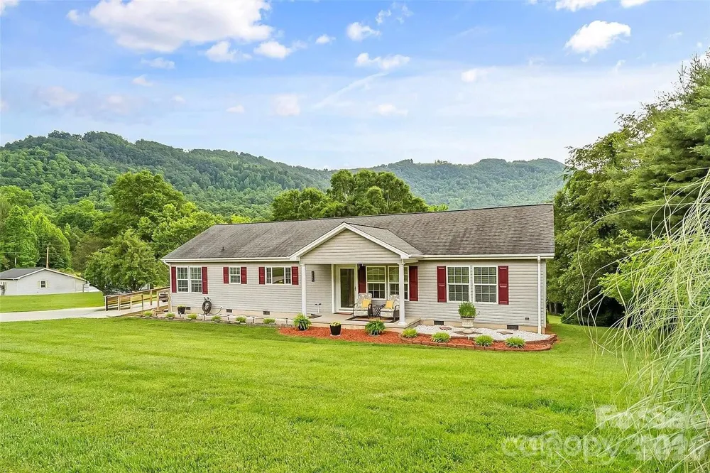 1162 Mountain Breeze Drive #LOT 1 Morganton, NC 28655
