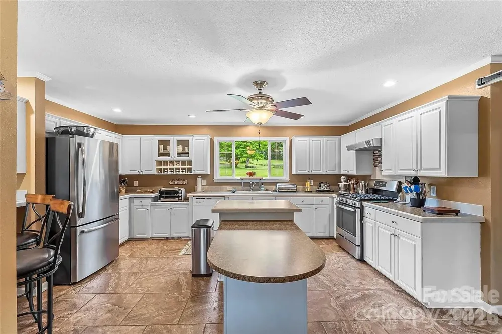 1162 Mountain Breeze Drive #LOT 1 Morganton, NC 28655