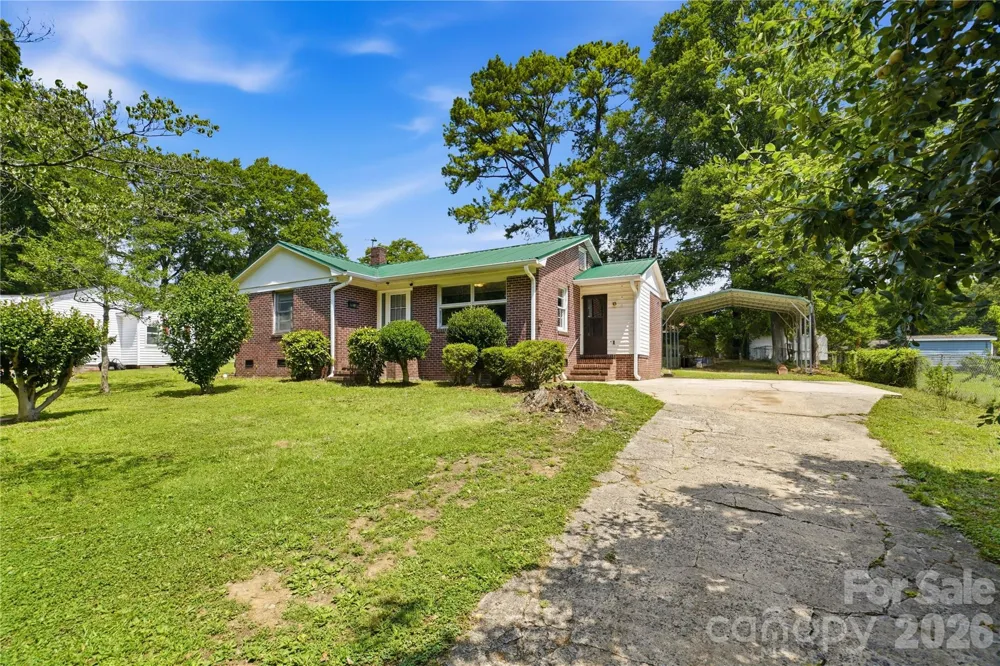 307 Dutchman Avenue Mount Holly, NC 28120