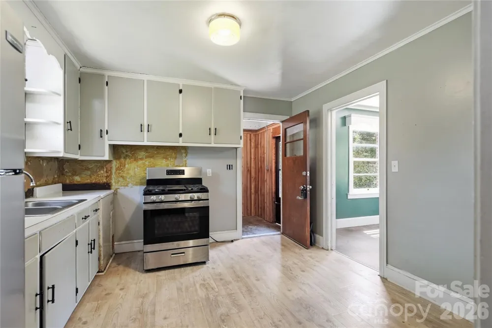 307 Dutchman Avenue Mount Holly, NC 28120