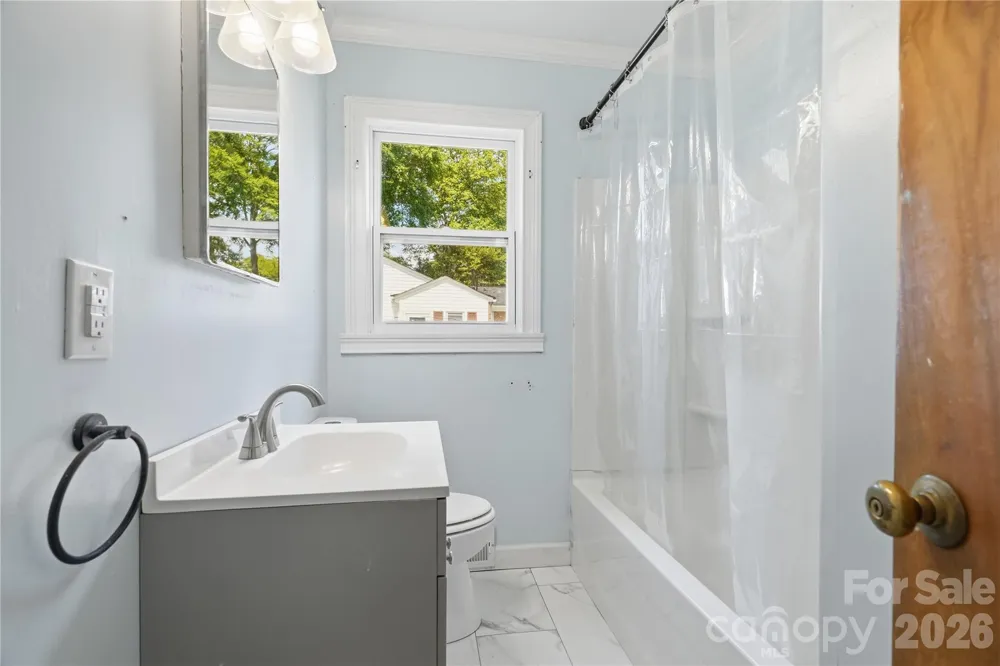 307 Dutchman Avenue Mount Holly, NC 28120