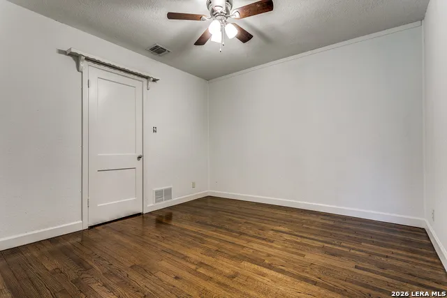 341 TUTTLE RD Terrell Hills, TX 78209
