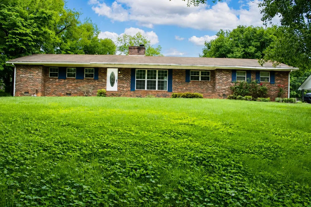 814 Cedar Springs Road Athens, TN 37303