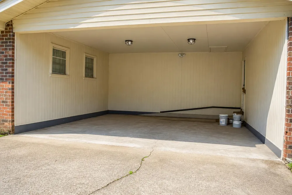 814 Cedar Springs Road Athens, TN 37303