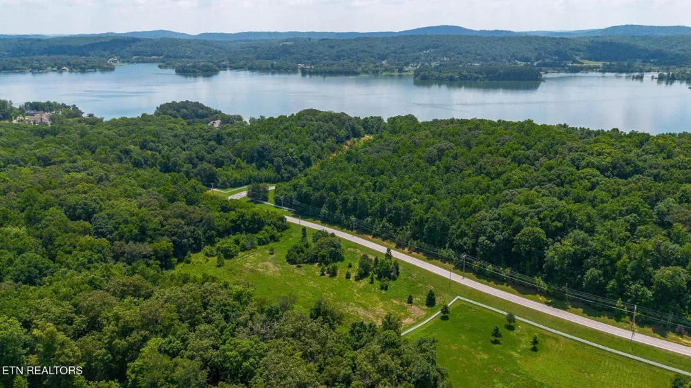 1630 New Hope Road Rockwood, TN 37854