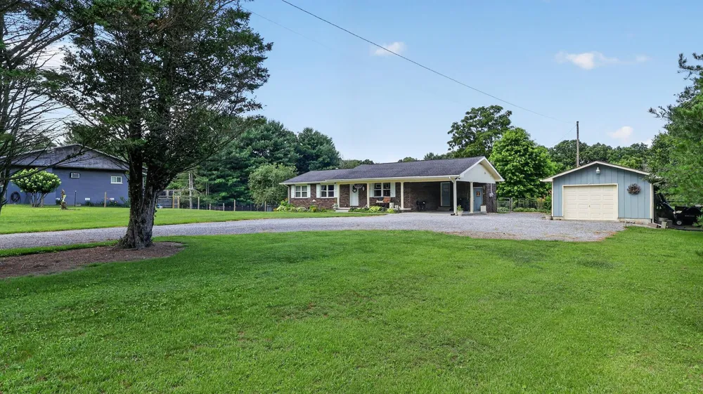 2717 Scenic Highway Rising Fawn, GA 30738