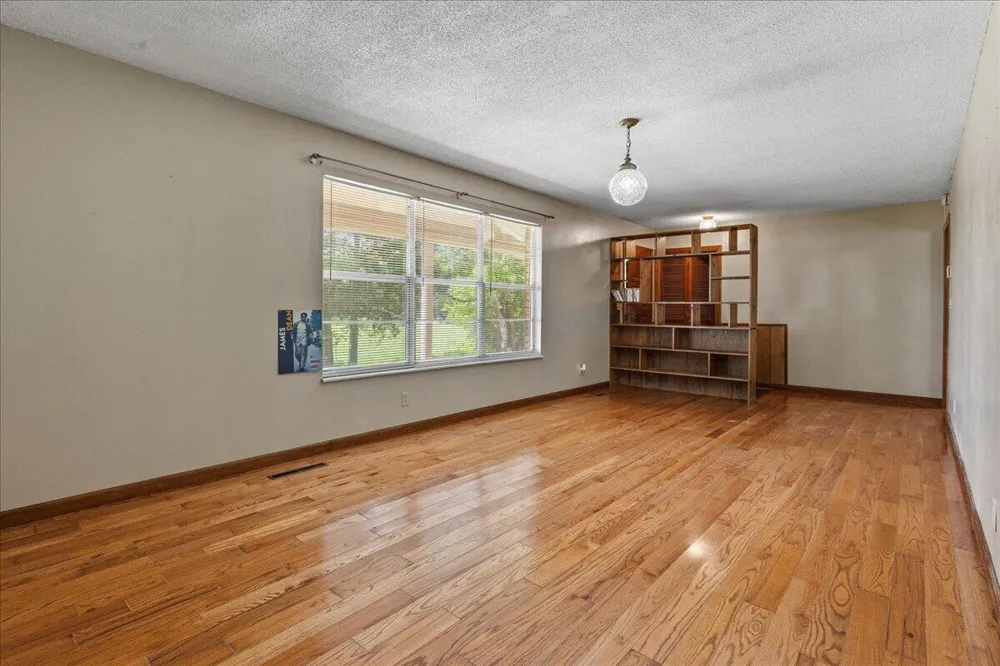 12760 Nopone Valley Road Decatur, TN 37322