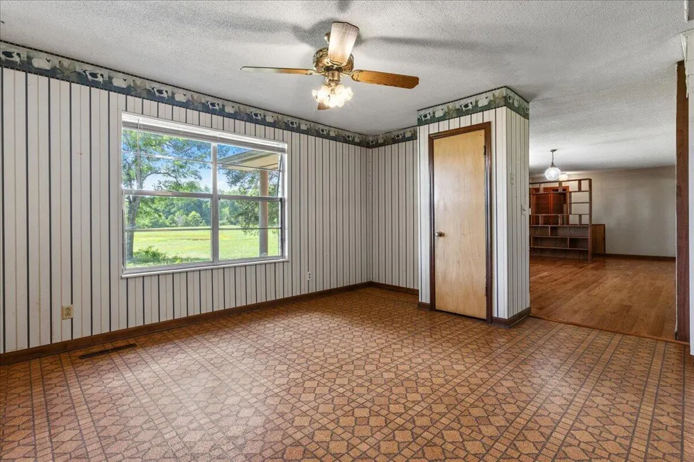 12760 Nopone Valley Road Decatur, TN 37322