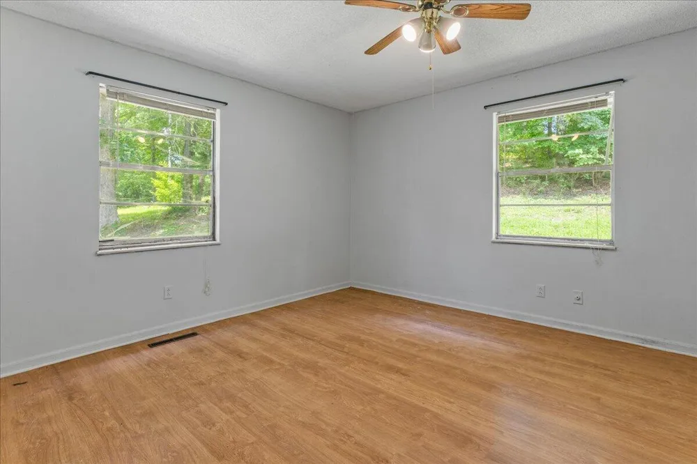 12760 Nopone Valley Road Decatur, TN 37322