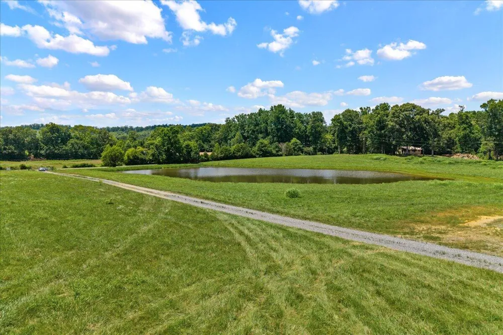 12760 Nopone Valley Road Decatur, TN 37322