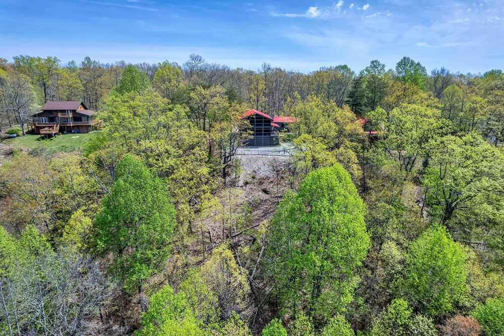 1841 Laurel Lake Drive Monteagle, TN 37356