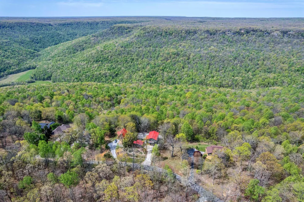 1841 Laurel Lake Drive Monteagle, TN 37356