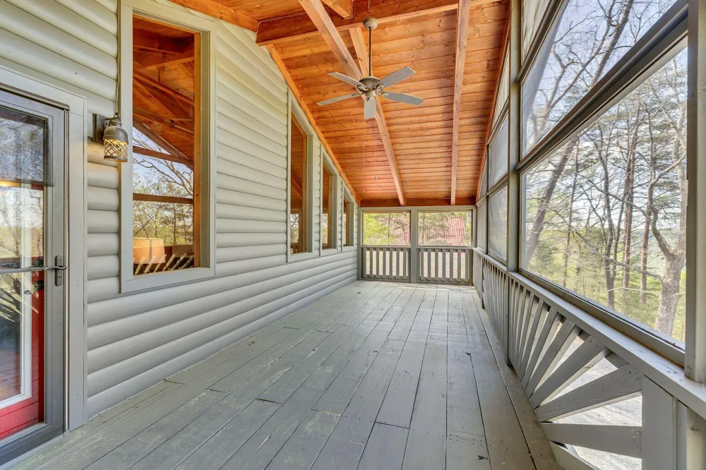 1841 Laurel Lake Drive Monteagle, TN 37356