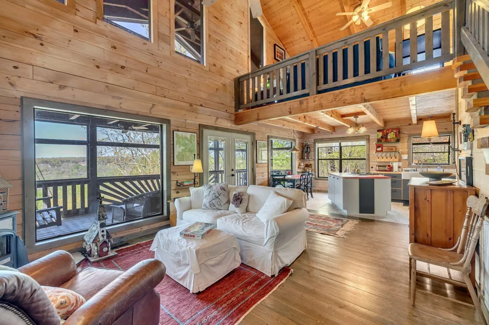 1841 Laurel Lake Drive Monteagle, TN 37356