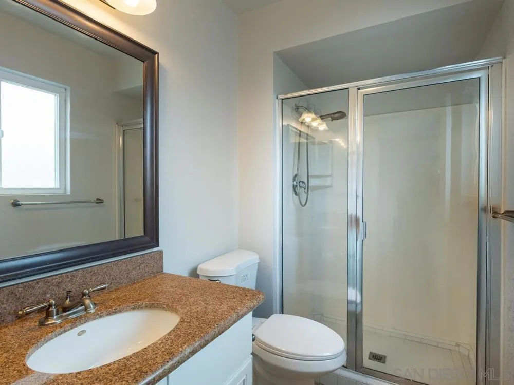 6666 Beadnell Way #6 San Diego, CA 92117