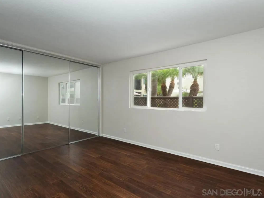 6666 Beadnell Way #6 San Diego, CA 92117