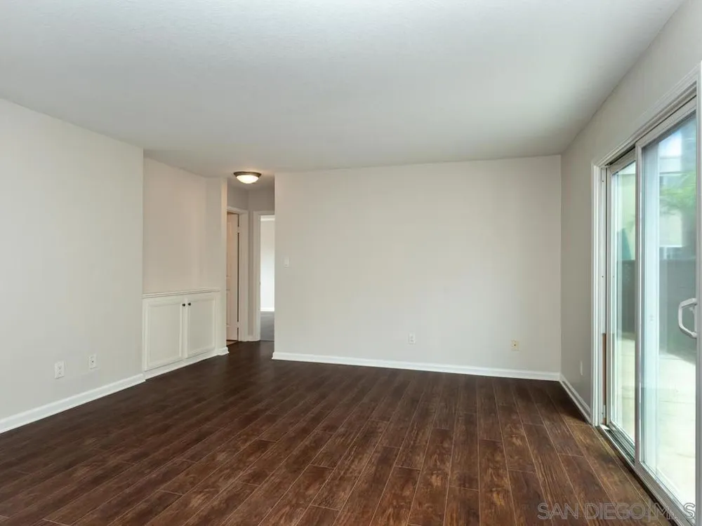 6666 Beadnell Way #6 San Diego, CA 92117