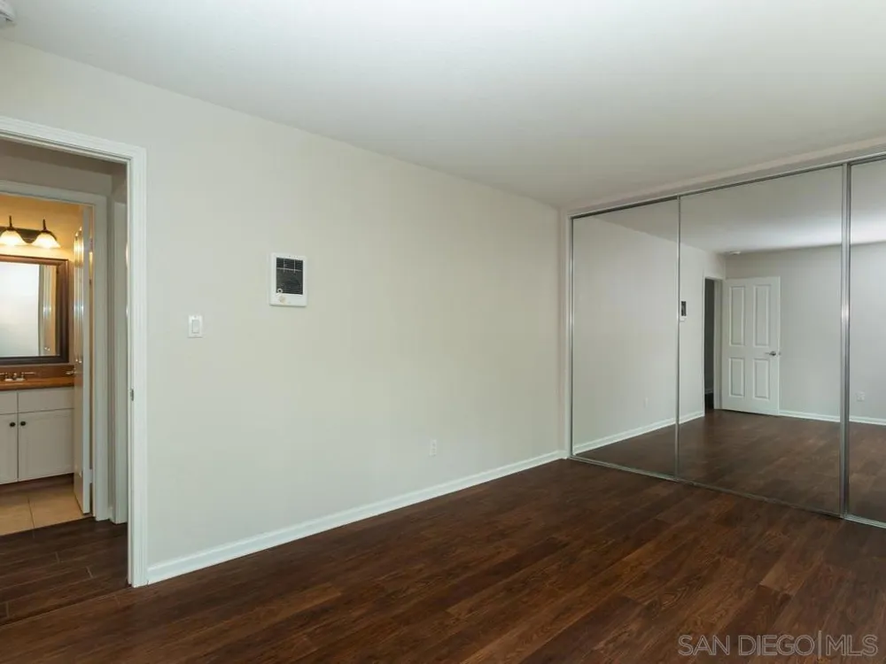 6666 Beadnell Way #6 San Diego, CA 92117