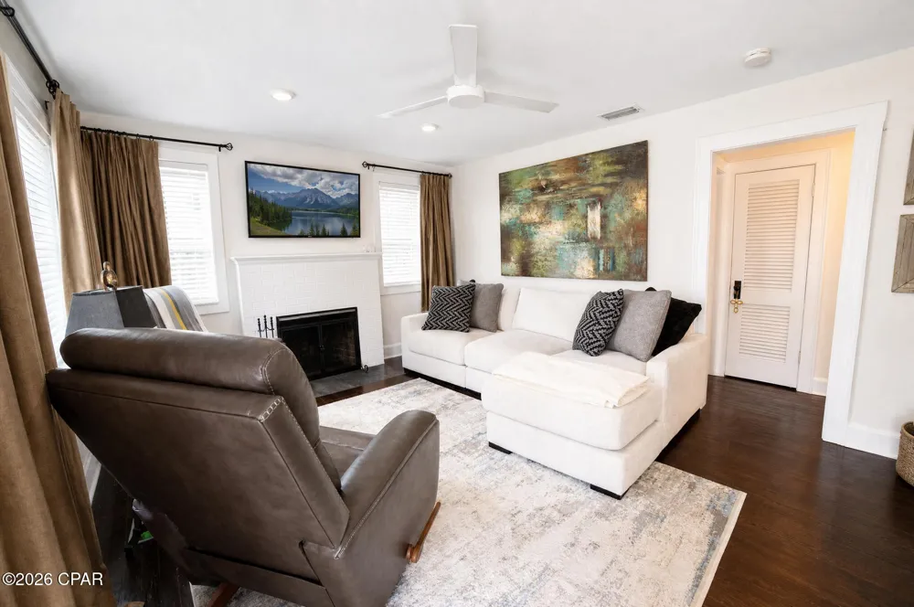 421 Bunkers Cove Road Panama City, FL 32401