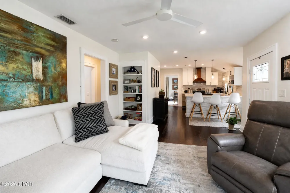 421 Bunkers Cove Road Panama City, FL 32401