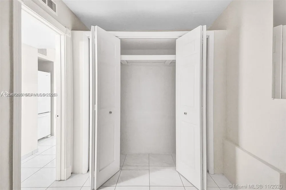 1228 West Ave #613 Miami Beach, FL 33139
