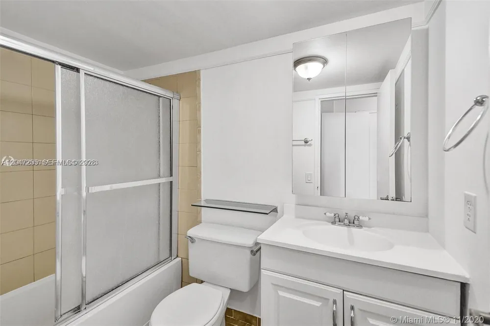 1228 West Ave #613 Miami Beach, FL 33139