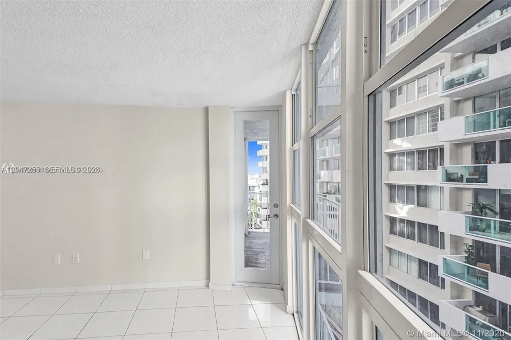 1228 West Ave #613 Miami Beach, FL 33139