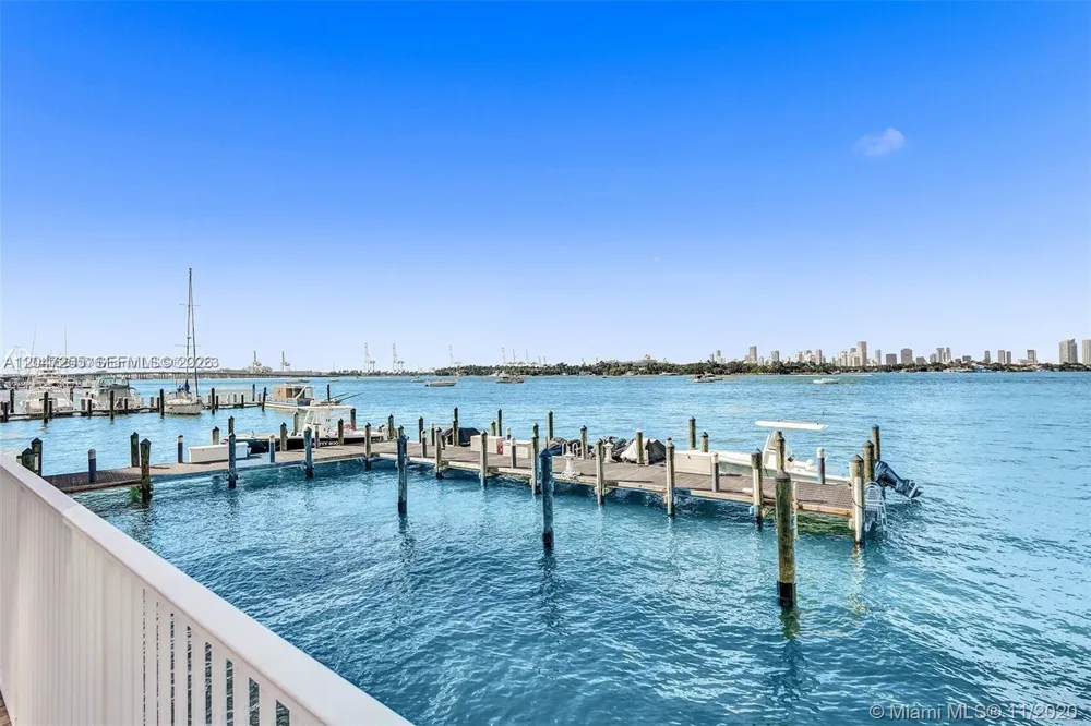 1228 West Ave #613 Miami Beach, FL 33139