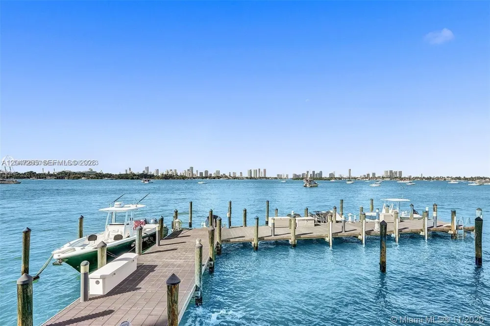 1228 West Ave #613 Miami Beach, FL 33139