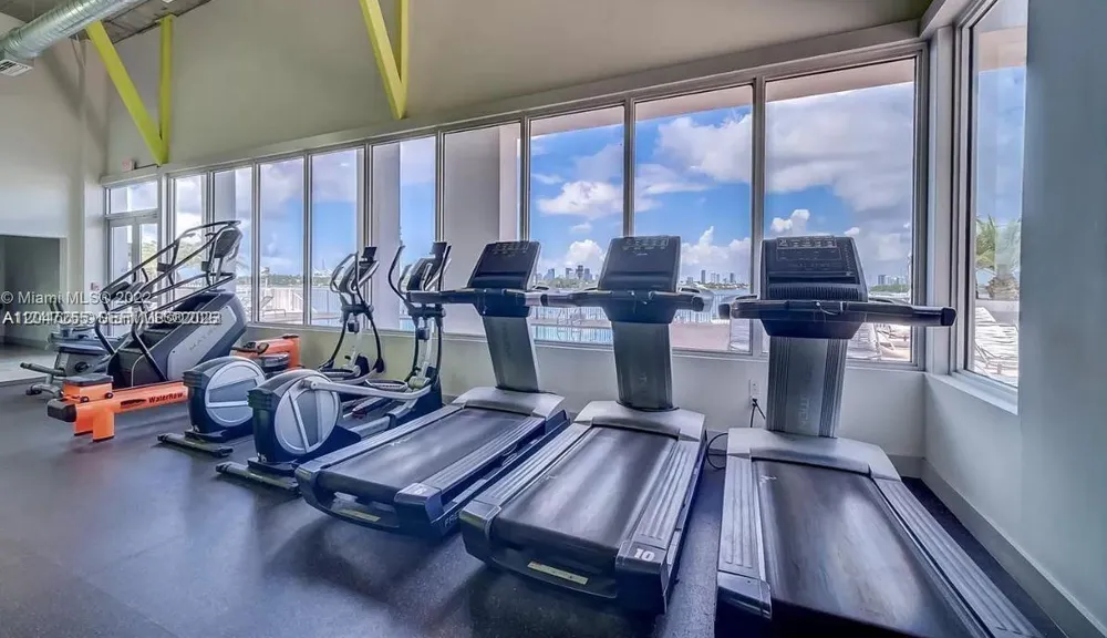 1228 West Ave #613 Miami Beach, FL 33139