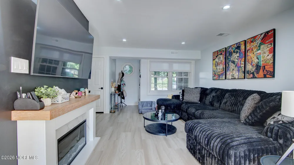 62 Jefferson Drive Spotswood, NJ 08884