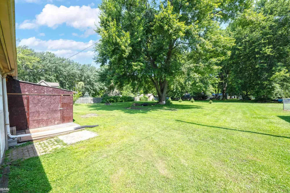 4460 Taft Road Clay Township, MI 48001