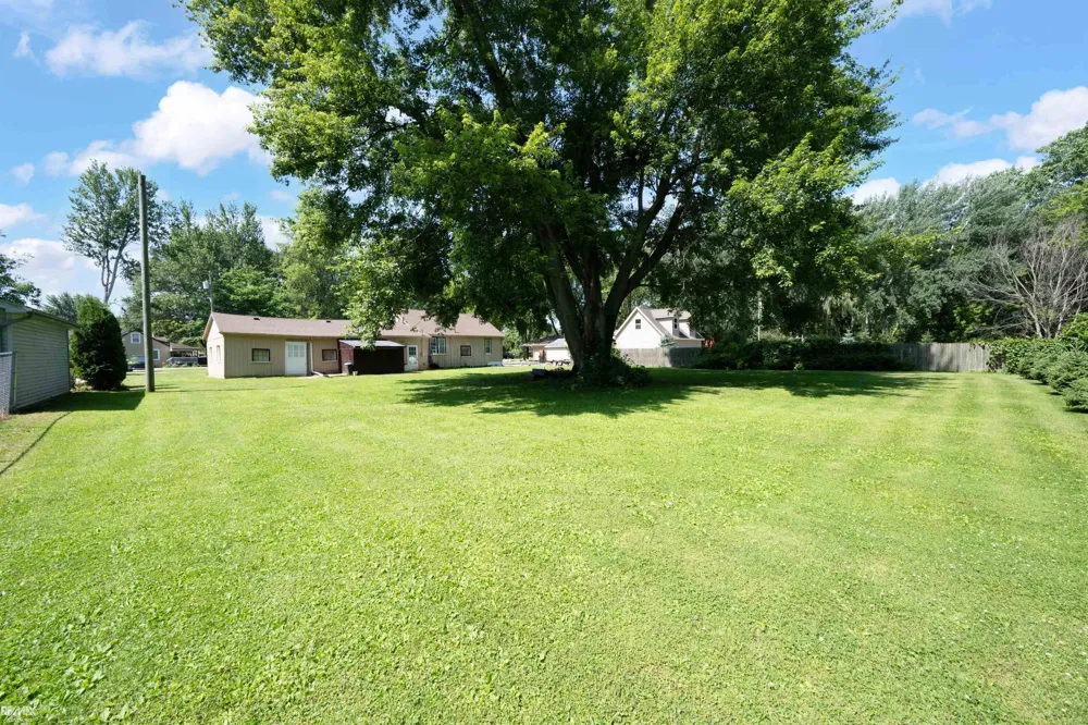 4460 Taft Road Clay Township, MI 48001