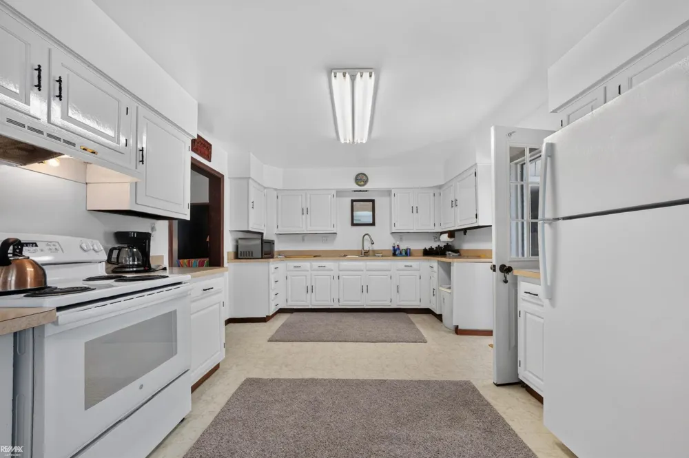 4460 Taft Road Clay Township, MI 48001