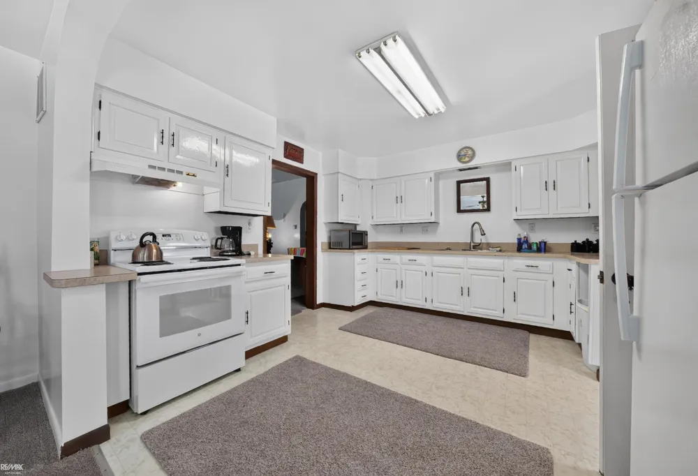 4460 Taft Road Clay Township, MI 48001