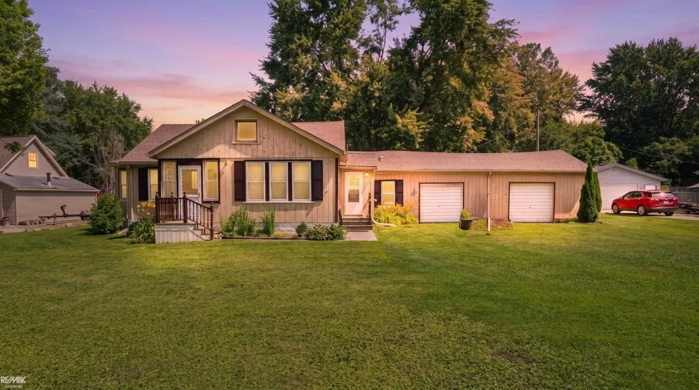 4460 Taft Road Clay Township, MI 48001