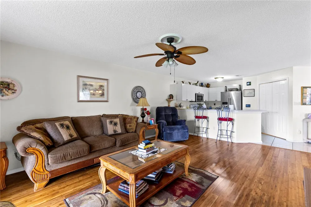 1076 UNIVERSAL REST PLACE Kissimmee, FL 34744