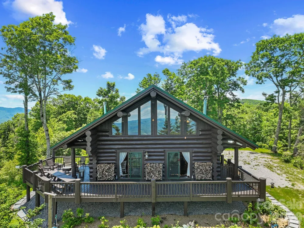 300 Licklog Mountain Trail #68-72 Burnsville, NC 28714
