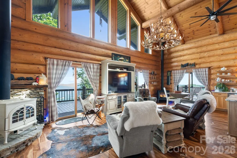 300 Licklog Mountain Trail #68-72 Burnsville, NC 28714