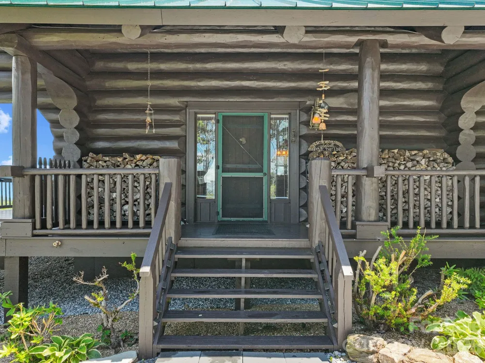 300 Licklog Mountain Trail #68-72 Burnsville, NC 28714