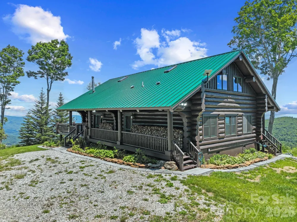 300 Licklog Mountain Trail #68-72 Burnsville, NC 28714