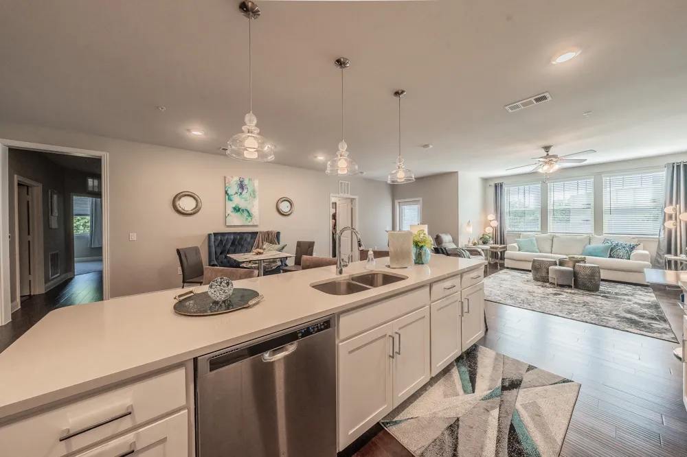 1735 Wittington Place #3206 Farmers Branch, TX 75234